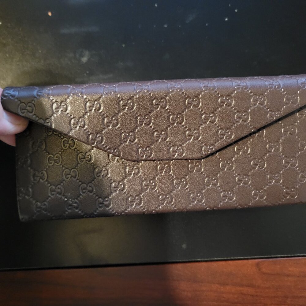 Gucci Collapsible Brown Leather Glasses Case: Pre-owned